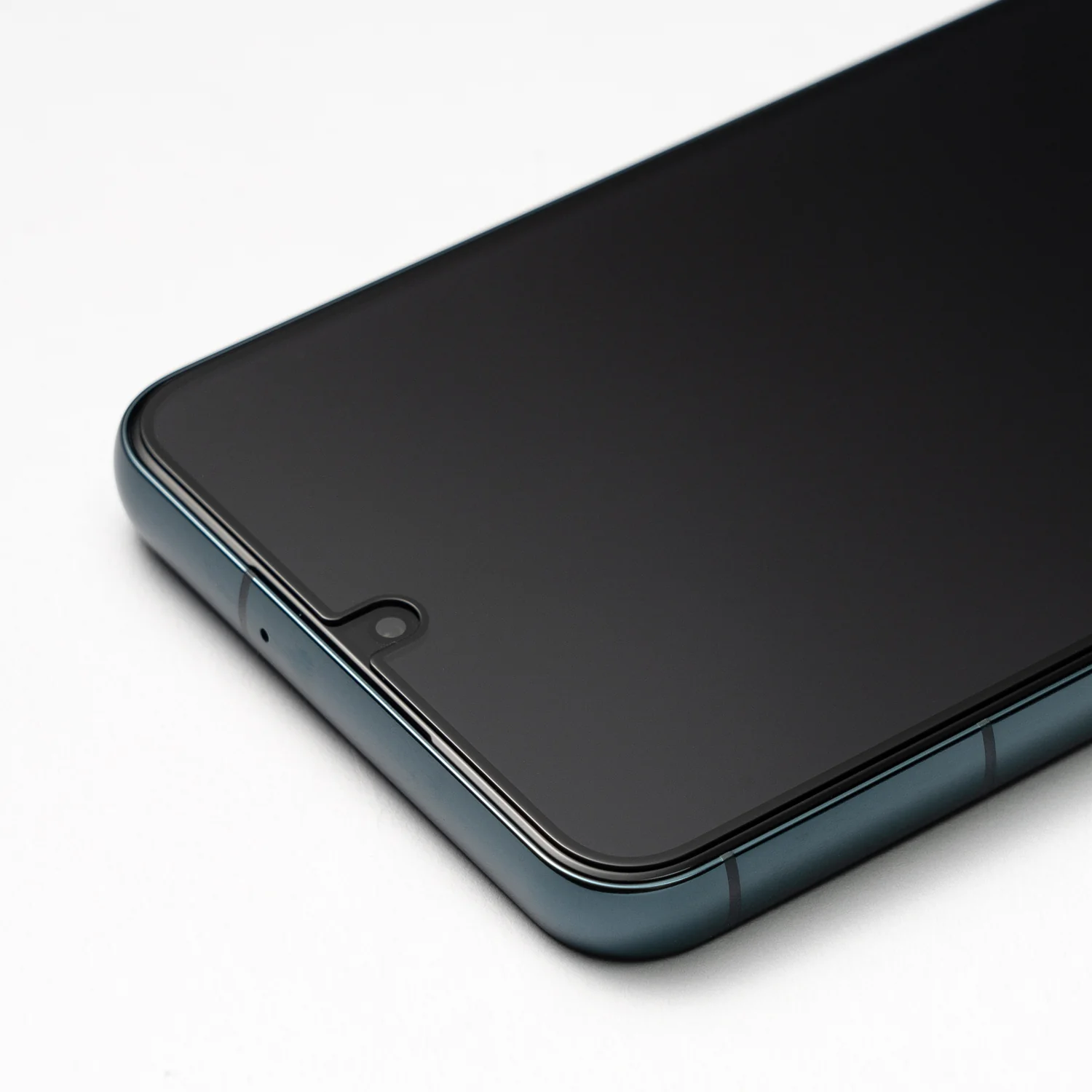 RhinoShield 9H Tempered Glass Screen Protector - Samsung Galaxy S22 - Image 2